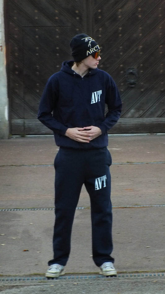 VACANCY Oversized Sweatpants